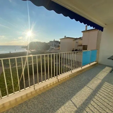 Rénové 85m2, Terrasse, Parking, Face à - Fr-1-494-149 Appartamento Royan