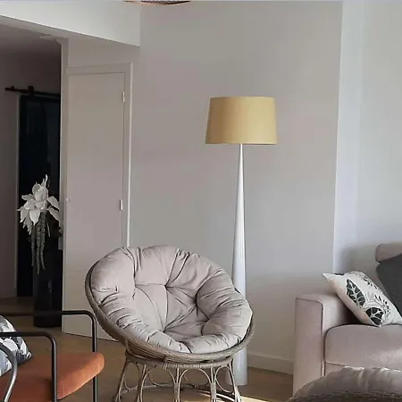 Apartment Renove 85m2, Terrasse, Parking, Face A - Fr-1-494-149 Royan